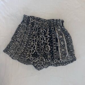 JOE B flowy shorts